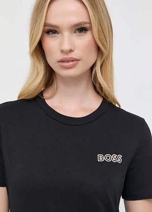 Женская футболка hugo boss