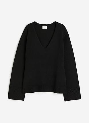 Светр чорний приталений h&m