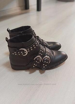 Ботинки boohoo в 39 размере