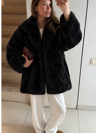 Пальто з хутра zara