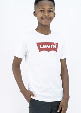 Нова футболка levi’s classic batwing 10-12 років 132-147 см