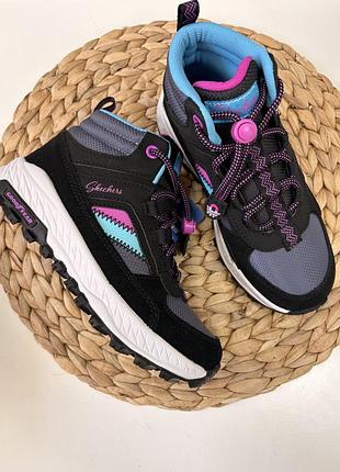 Черевики для дівчинки skechers чорні з рожевим та блакитним 30 розмір 20,5 см устілка