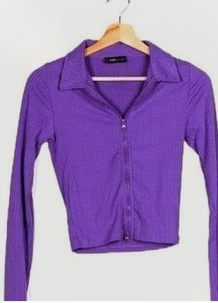 Женская укороченная кофта поло сиреневого цвета fb sister, размер xs-s.