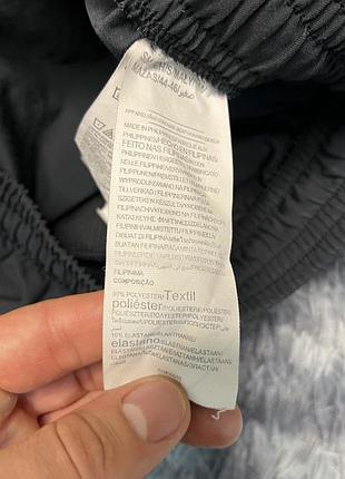 Шорти бренду under armour, оригінал, розмір s 6