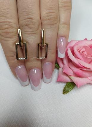 Сережки з медичного золота