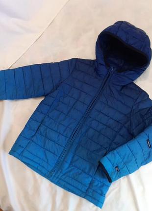 Детская легкая стеганая куртка бренда,gap"kids,в, вьетнам,демисезон,ровного кроя, с 4 карманами.  6-7р./114-120см.