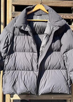 Жіночий пуховик, бренду uniqlo, розмір xl, на зріст 264-172. , колір чорний матовий.