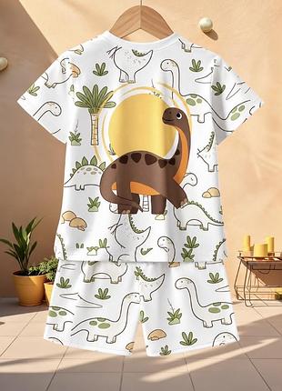 Костюм на хлопчика 4-5 років