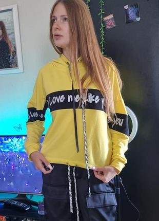Худі жіноче жовте з чорним, з написом, розмір m