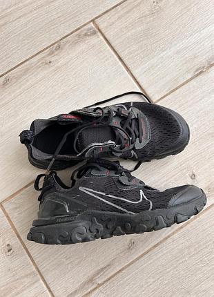 Nike кросівки