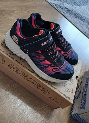 Кросівки для дівчинки skechers чорно-рожеві