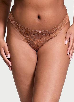Кружевные трусики тонг victoria's secret