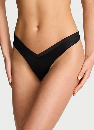 Женские гладкие трусики тонг victoria's secret с сеточкой