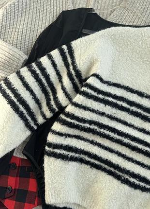 Плюшевий светр primark 6