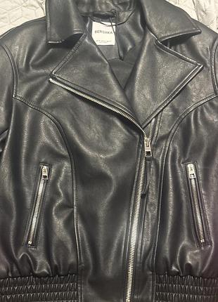 Жіноча куртка bershka 4