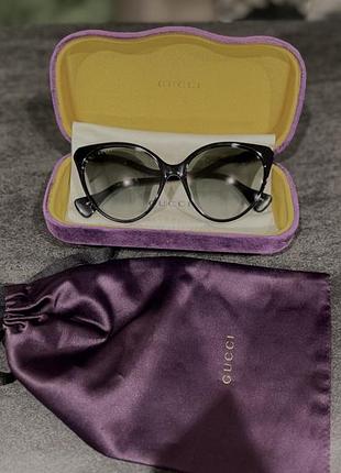 Жіночі окуляри gucci