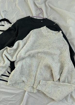 Половжений светр primark