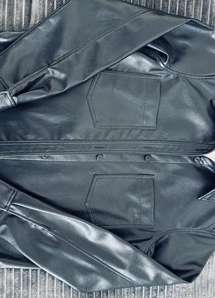 Сорочка жіноча чорна зі штучної шкіри h&m