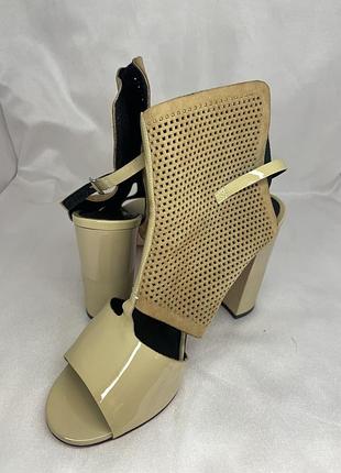 Vitto rossi 39 розмір шкіряні 2