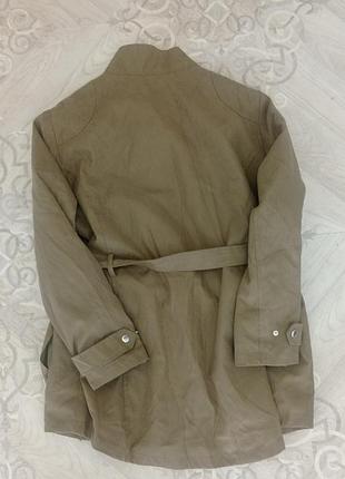 Куртка в трендовому кольорі 3