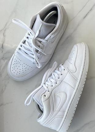 Кросівки nike air jordan 1