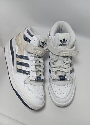 Кросівки , хайтопи  adidas для підлітка