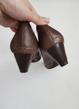 Шкіряні туфлі clarks 7