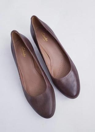 Шкіряні туфлі clarks 2