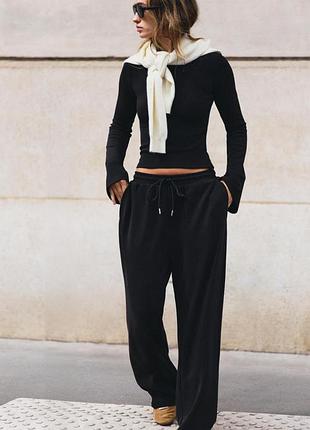 Футболка женская черная с широкими длинными рукавами zara new