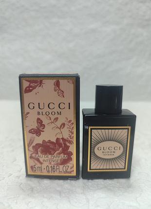 Мініатюрний флакон жіночої парфумованої води gucci bloom intense.5мл