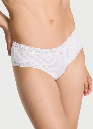 Жіночі трусики чики victoria's secret з мереживним оздобленням