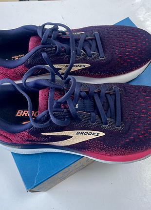 Brooks кросівки оригінал