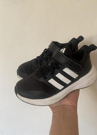 Кросівки adidas 29 розмір