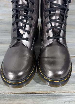 Dr. martens 1460 pascal metallic silver оригинальные ботинки 4