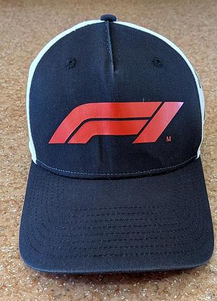 Бейсболкаformula 1 veritas 2