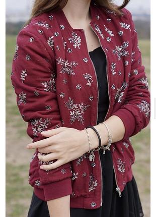 Бомбер с вышивкой zara , р.м 6