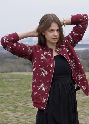 Бомбер с вышивкой zara , р.м 8