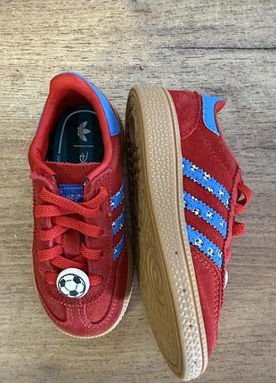 Кросівки adidas червоні, розмір 25, довжина устілки 14.5 см