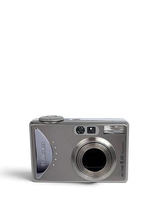 Цифрова фотокамера traveler dc-5300