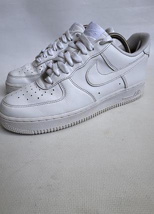 Шкіряні кросівки nike air force