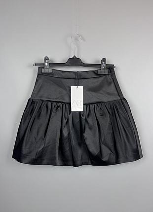 Zara нова сатинова спідниця