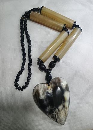 Ожерелье женское house of bruar horn heart pendant из натурального рога кулон сердце этническое черное бежевое