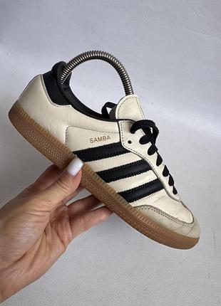 Шкіряні кросівки adidas samba 6