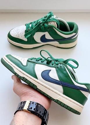 Женские кроссовки nike dunk low retro gorge green / midnight navy