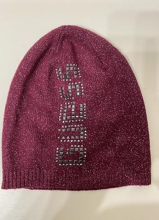 Шапки жіночі guess