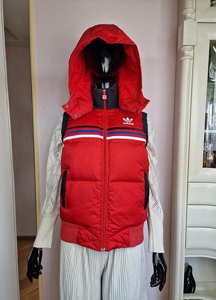 Утеплена жилетка adidas originals пух/перо, вінтаж, розмір s (38)