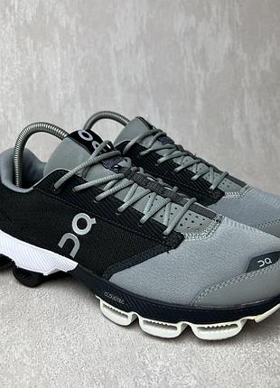 Кросівки on cloudster