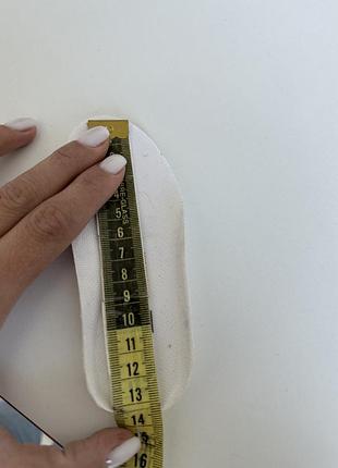 Кросівки для дівчинки розміри 22, 23 4