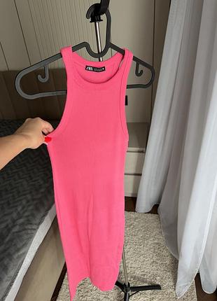 Рожева сукня міді в рубчик zara