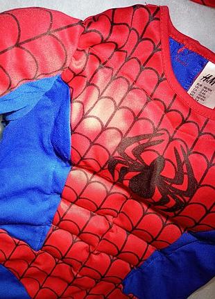Детский карнавальный костюм «человек-паук» (spider-man) от h&amp;m/marvel. рассчитан на ребенка в возрасте 2-4 года (рост 98–104 см).
